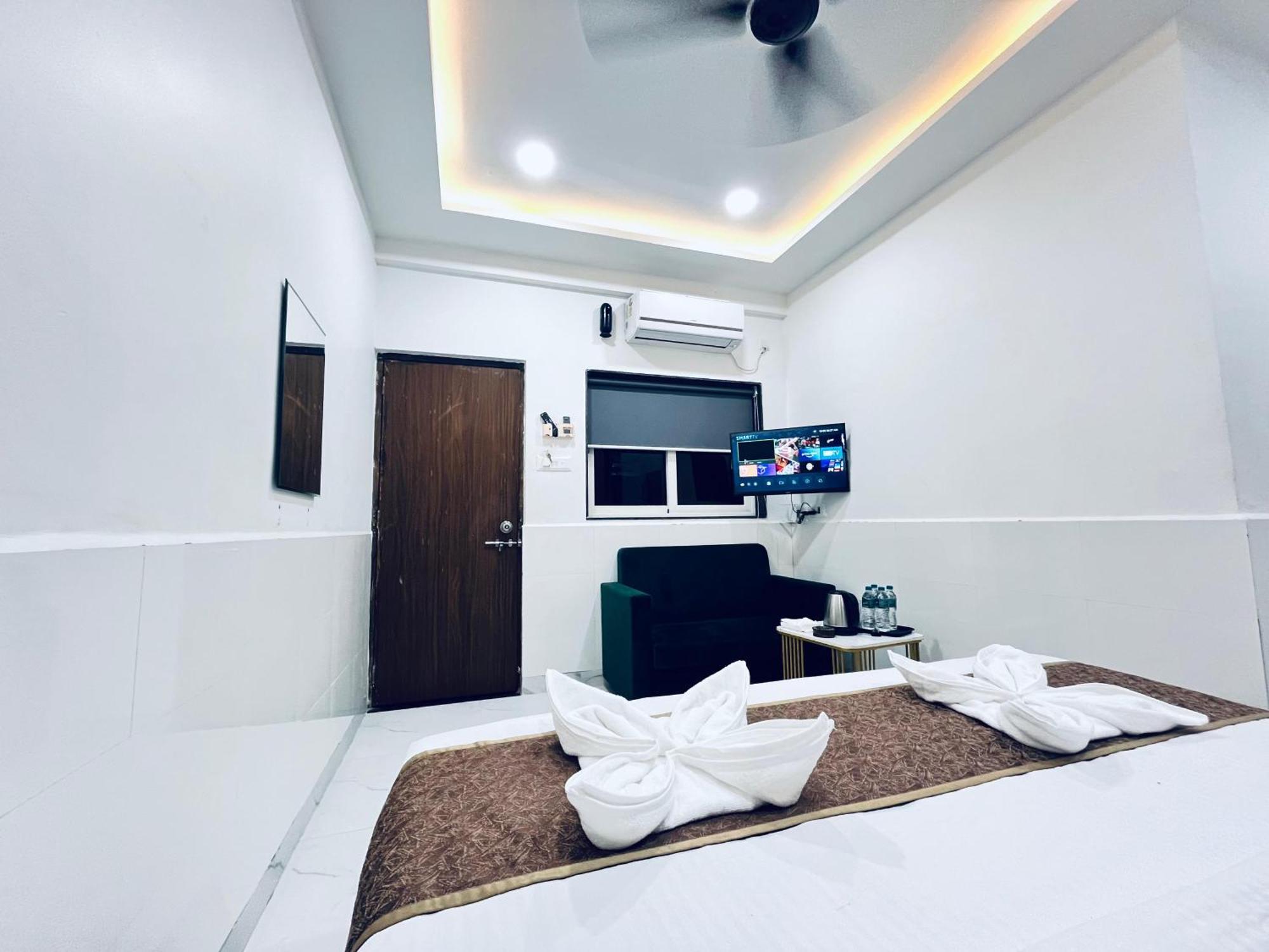 Hotel Small Daddy Plus Calangute Eksteriør bilde